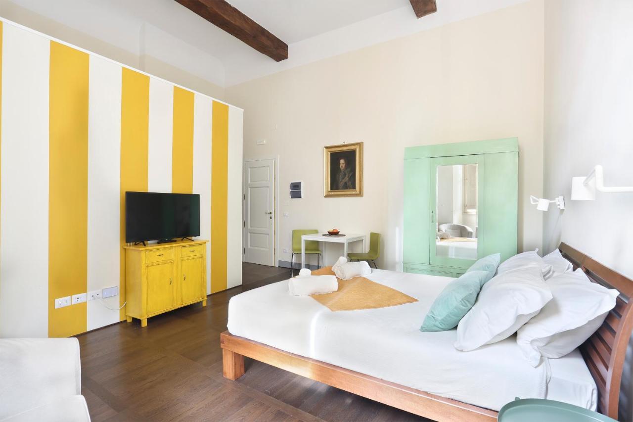 Apt. Ocra - Pauline Suites, Palazzo Borghese ฟลอเรนซ์ ภายนอก รูปภาพ