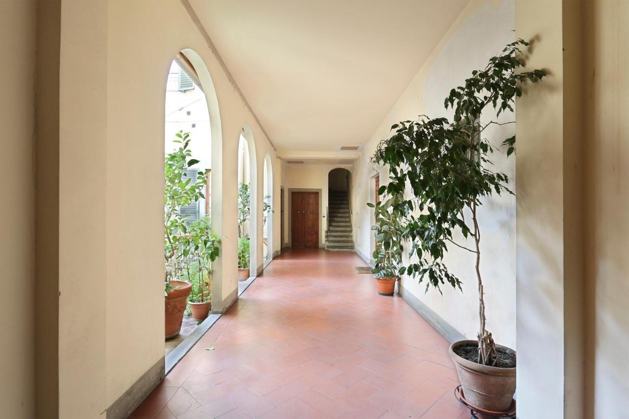 Apt. Ocra - Pauline Suites, Palazzo Borghese ฟลอเรนซ์ ภายนอก รูปภาพ